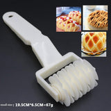 NEW 1pcs Plastic Pull Net Pizza Knife Wheel Pasta Lattice Roller Cutter Dough Biscuit Pie Kitchen Baking Tool Cutter Accessories